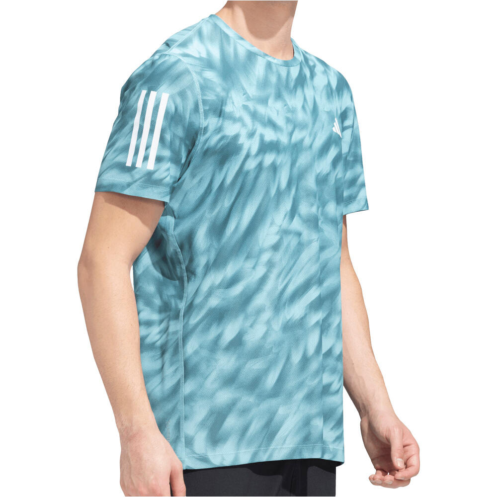 adidas camiseta técnica manga corta hombre OWN THE RUN ALLOVER PRINT VERDE 03