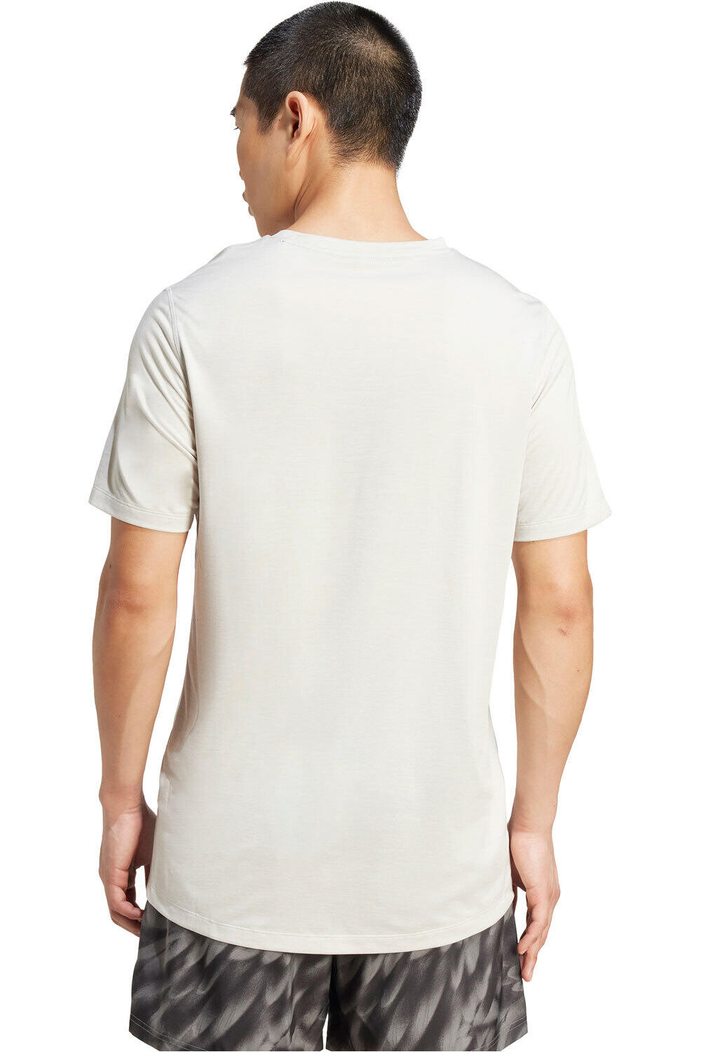adidas camiseta técnica manga corta hombre OWN THE RUN MELANGE GRIS vista trasera