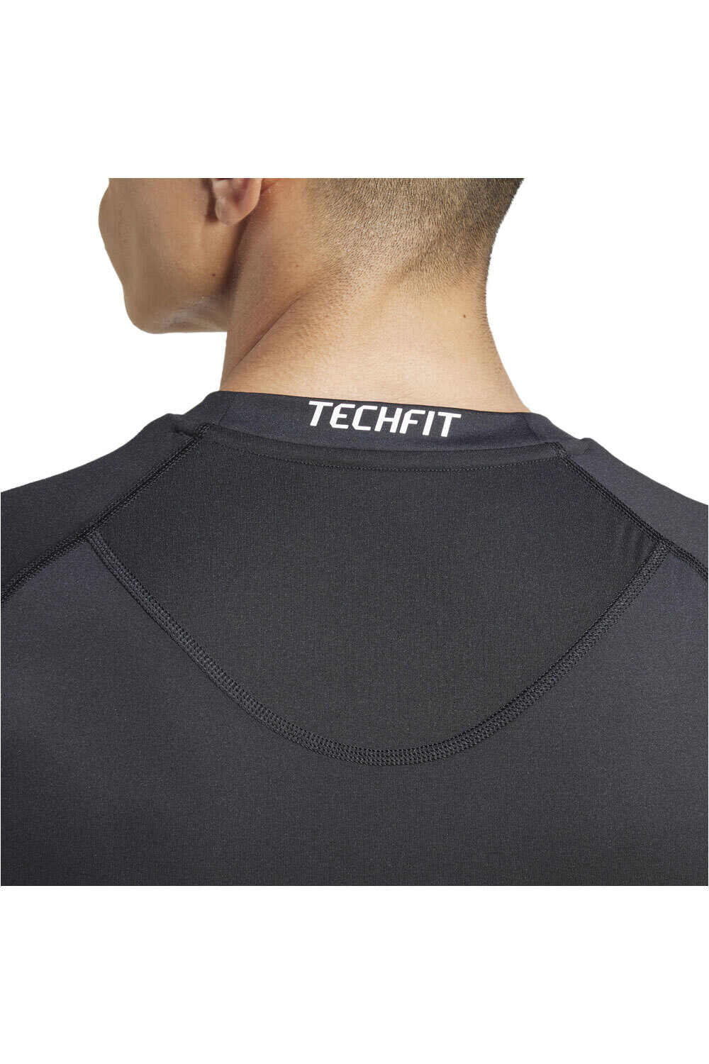 adidas camiseta térmica manga larga hombre TECHFIT COMPRESSION 3 STRIPES NEGRO 03