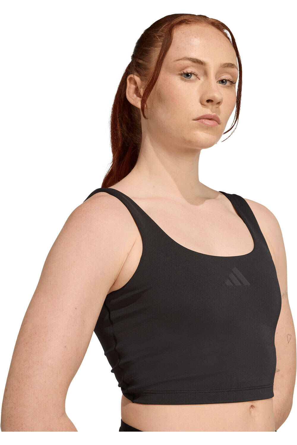 adidas camiseta tirantes fitness mujer OPTIME WORKOUT TWIST LIGHT SUPPORT NEGRO vista detalle