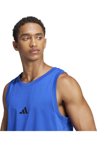 adidas camiseta tirantes hombre ESSENTIALS SMALL LOGO SINGLE AZUL 04