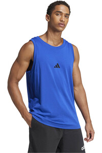 adidas camiseta tirantes hombre ESSENTIALS SMALL LOGO SINGLE AZUL vista detalle