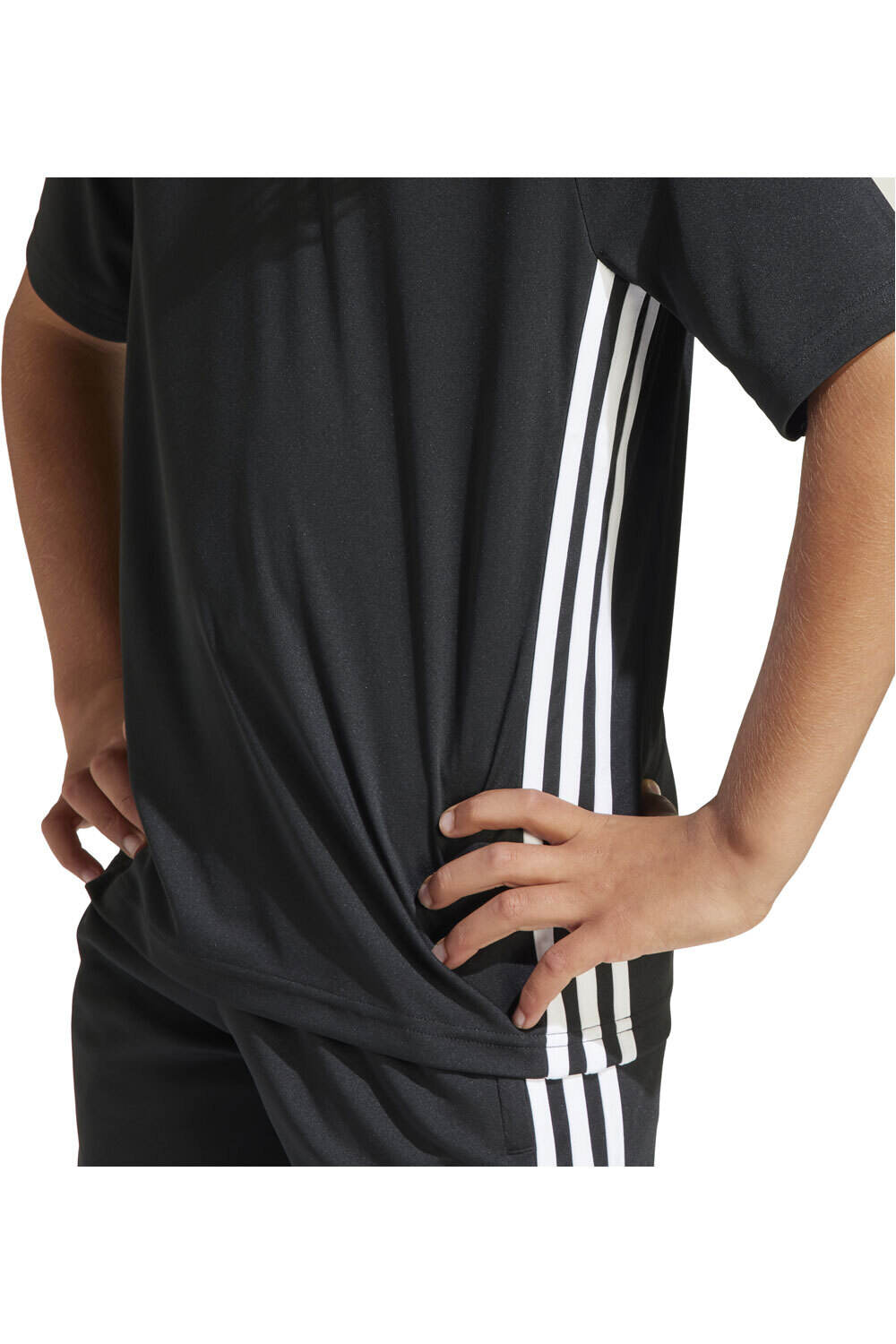 adidas camisetas entrenamiento futbol manga corta niño TIRO ESSENTIALS NEGRO 03
