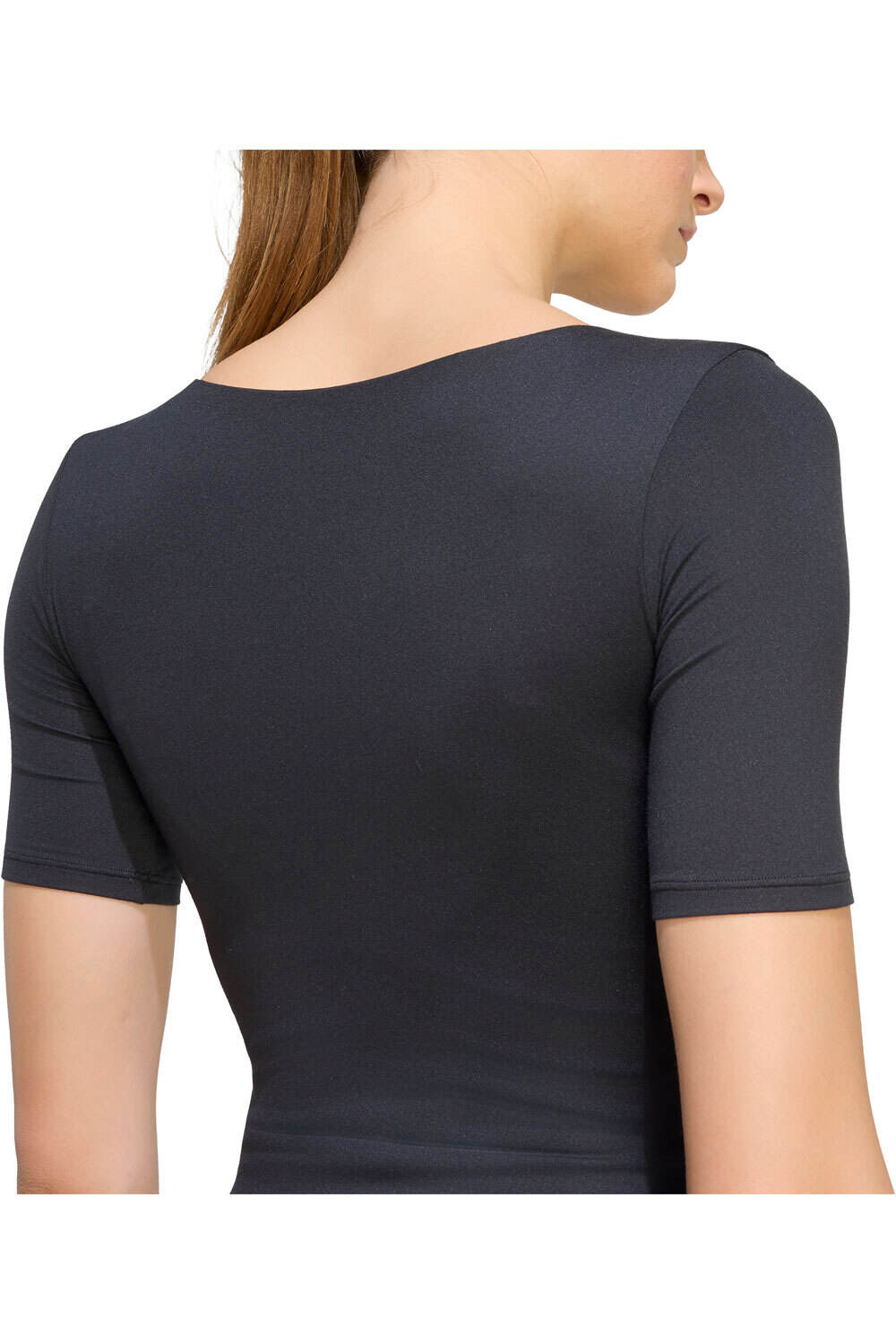 adidas camisetas fitness mujer ALL ME ESSENTIALS NEGRO 03