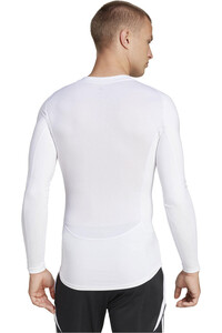 adidas camisetas fútbol manga larga TECHFIT BLANCO vista trasera