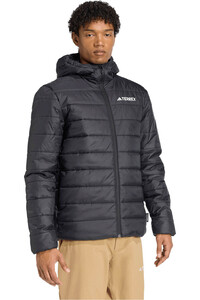 adidas chaqueta outdoor hombre TERREX MULTI ESSENTIALS CLIMAWARM NEGRO vista detalle