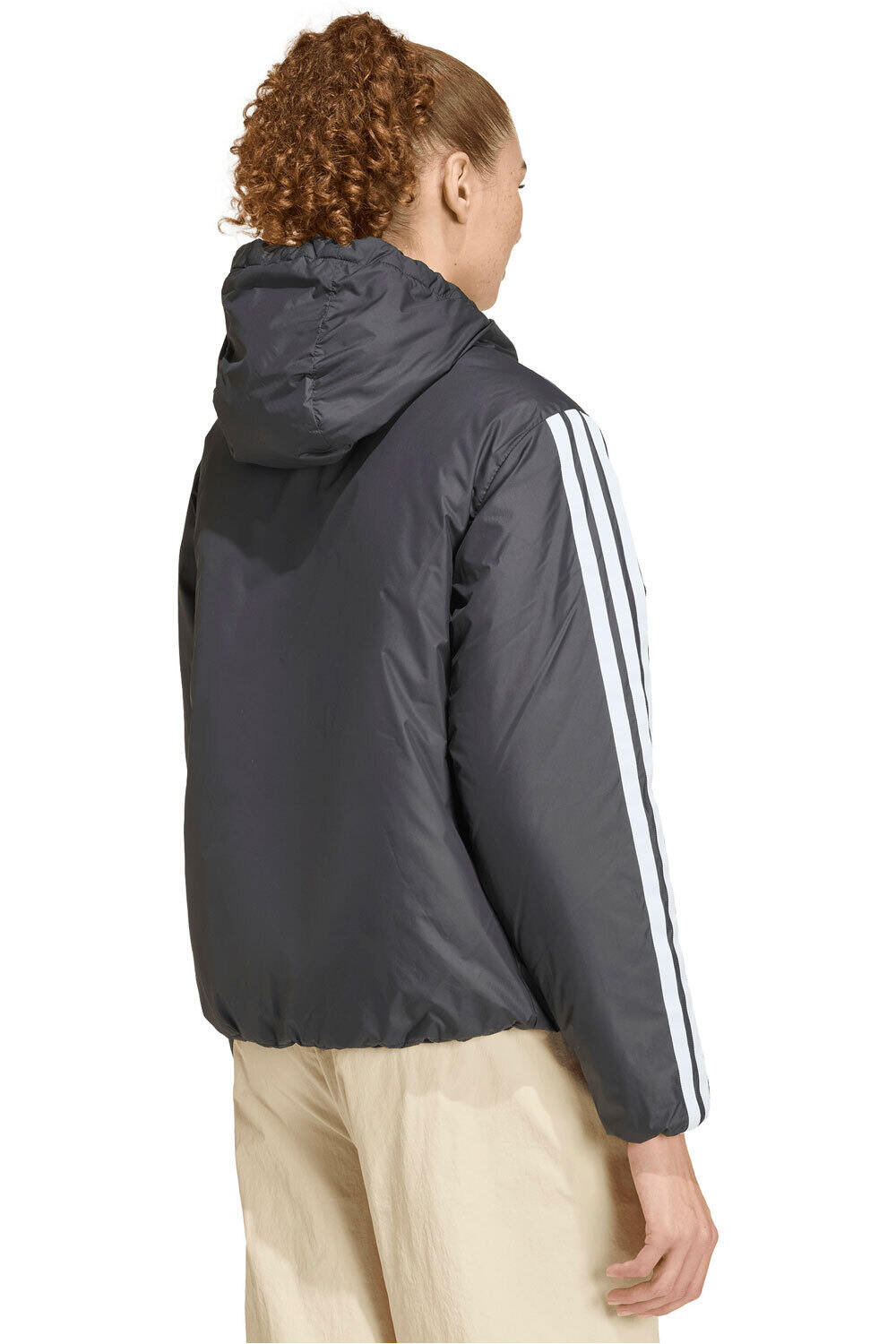 adidas chaqueta outdoor mujer ESSENTIALS CLIMAWARM 3 STRIPES NEGRO vista trasera
