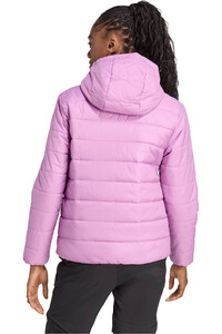 adidas chaqueta outdoor mujer TERREX MULTI ESSENTIALS ROSA vista trasera