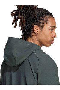 adidas chubasqueros y chaquetones entrenamiento fútbol MANCHESTER UNITED TIRO TRAVEL NEGRO 03