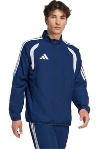 adidas chubasqueros y chaquetones entrenamiento fútbol TIRO26 LEAGUE PRESENTATION AZUL vista detalle