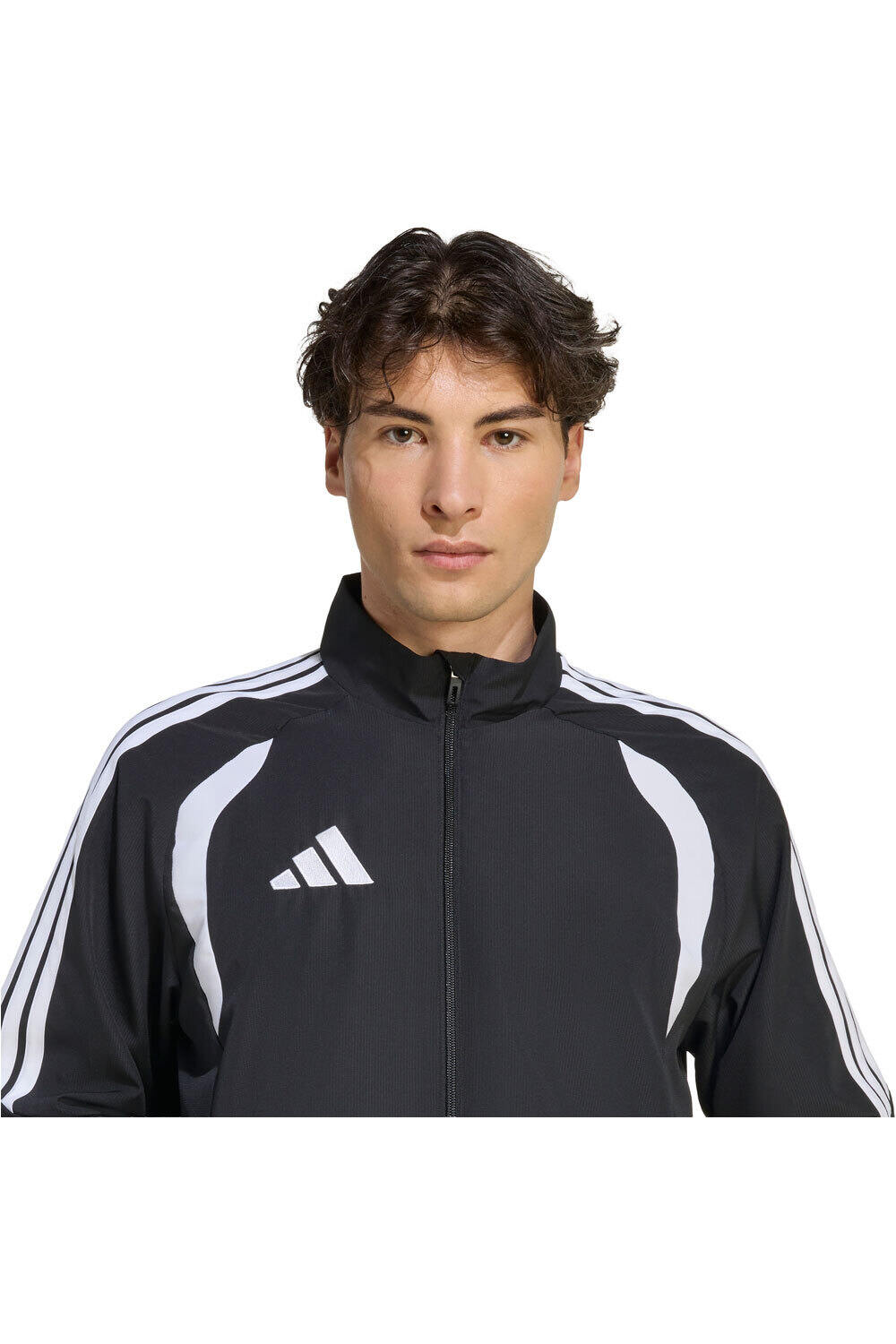 adidas chubasqueros y chaquetones entrenamiento fútbol TIRO26 LEAGUE PRESENTATION NEGRO 04