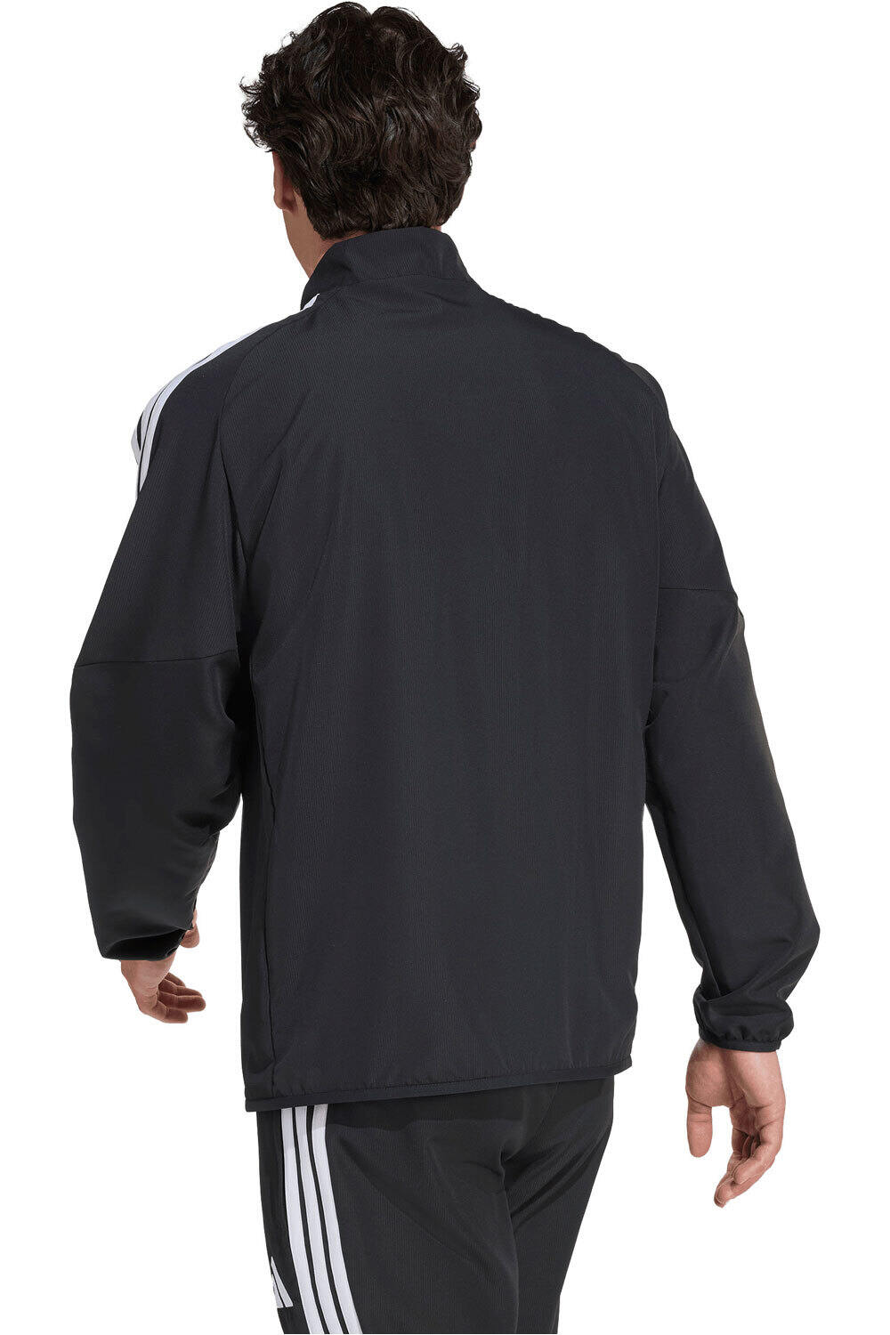 adidas chubasqueros y chaquetones entrenamiento fútbol TIRO26 LEAGUE PRESENTATION NEGRO vista trasera