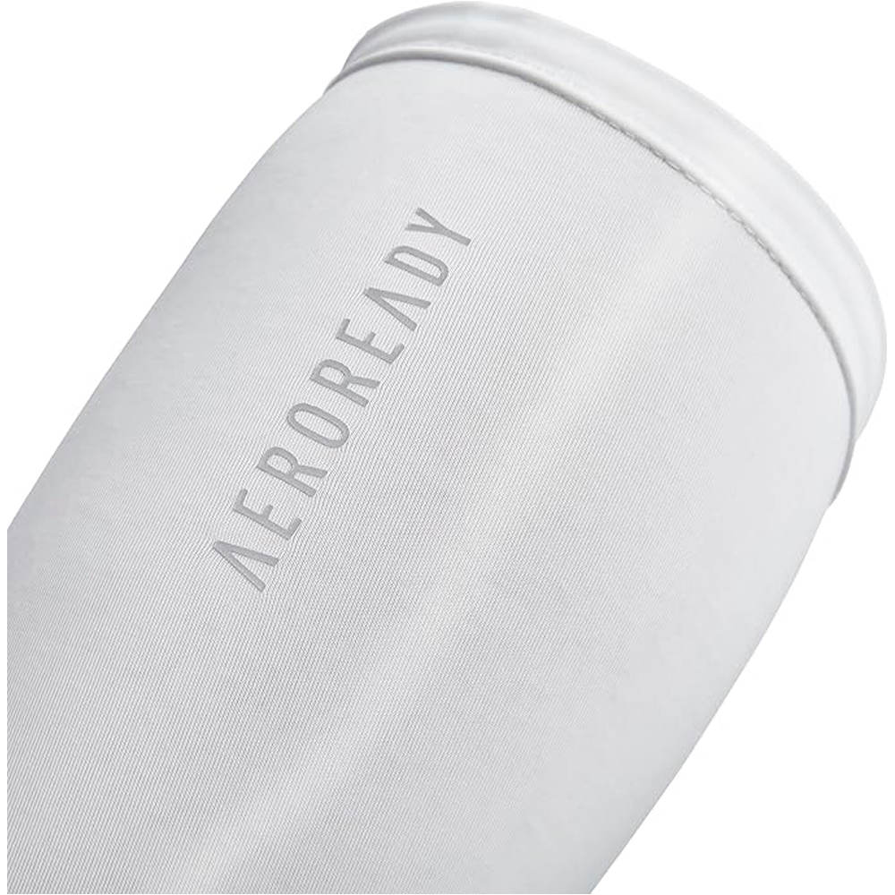 adidas codera Clima Compression Calf Sleeves AEROREADY  vista detalle