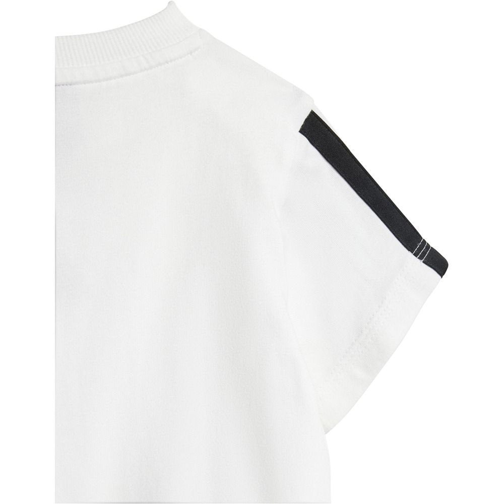 adidas conjunto bebé ESSENTIALS BLANCO 05
