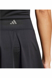 adidas falda tenis CLUB NEGRO 04