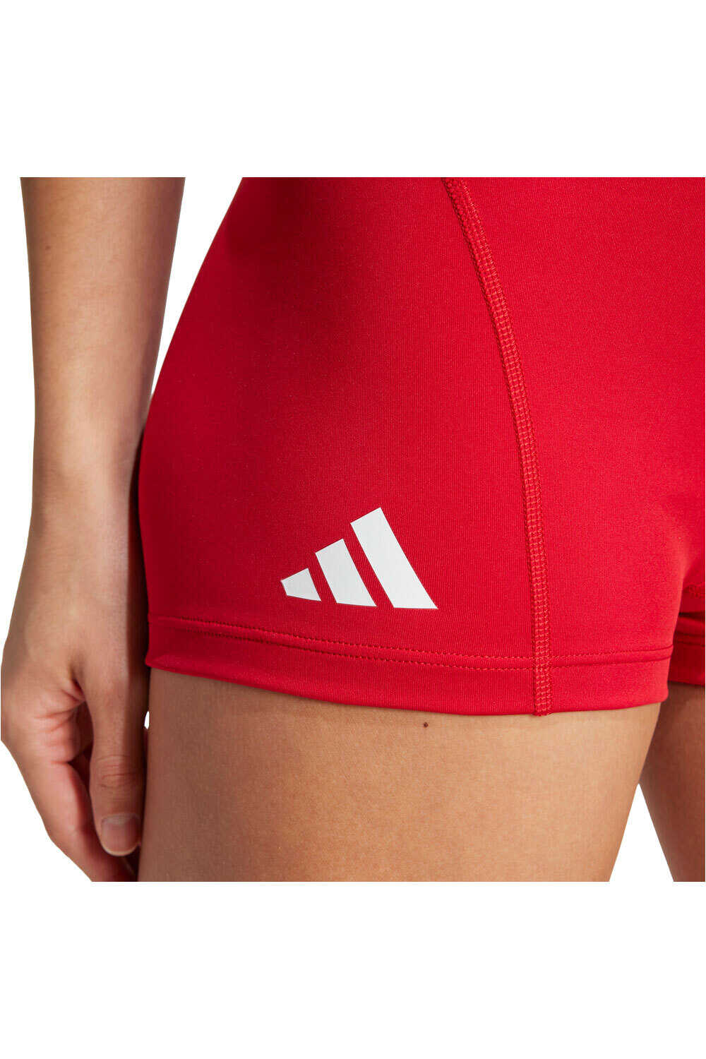 adidas malla corta running mujer ADIZERO ESSENTIALS ROJO 04