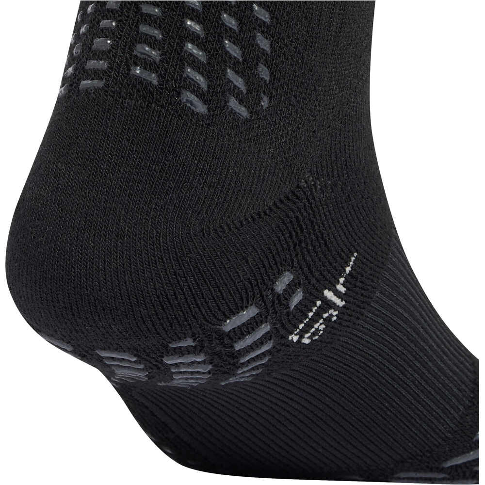 adidas medias fútbol GRIP PRINTED CREW PERFORMANCE NEGRO vista detalle