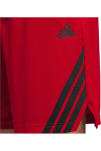 adidas pantalón baloncesto LEGENDS 3 STRIPES ROJO vista detalle