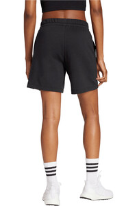 adidas pantalón corto deporte mujer ESSENTIALS BIG LOGO NEGRO vista trasera