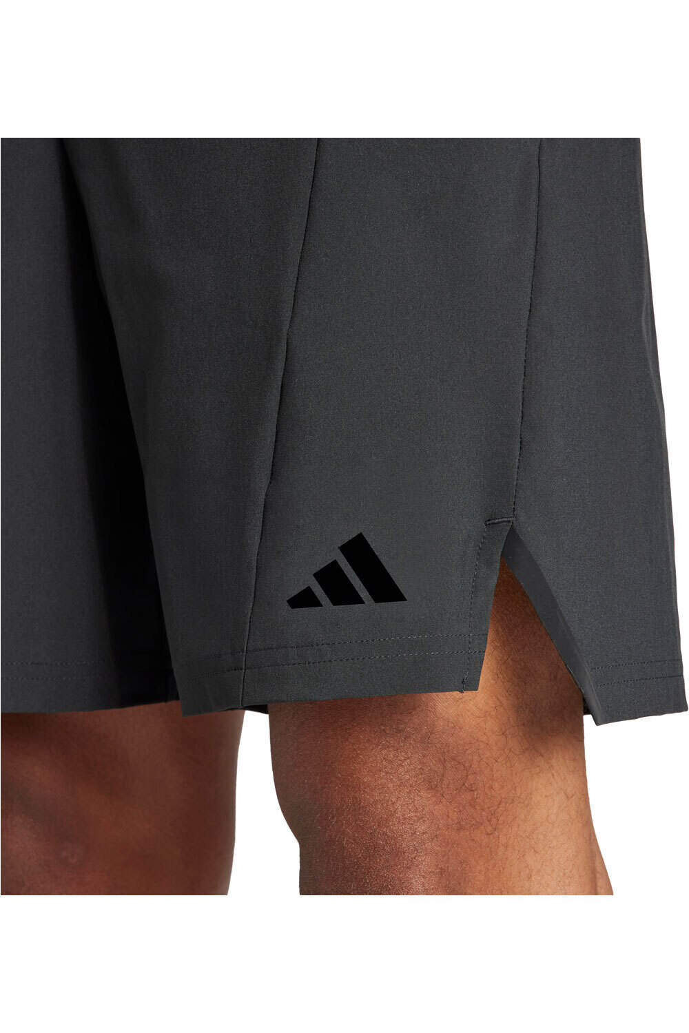 adidas pantalón corto fitness hombre DESIGNED FOR TRAINING NEGRO vista detalle
