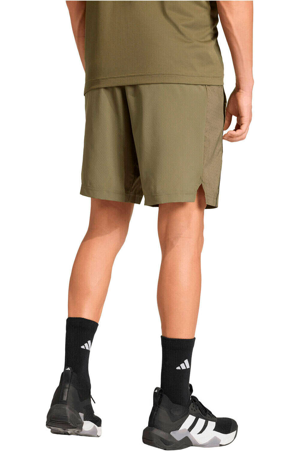 adidas pantalón corto fitness hombre TECH APPAREL CLIMACOOL VERDE vista trasera
