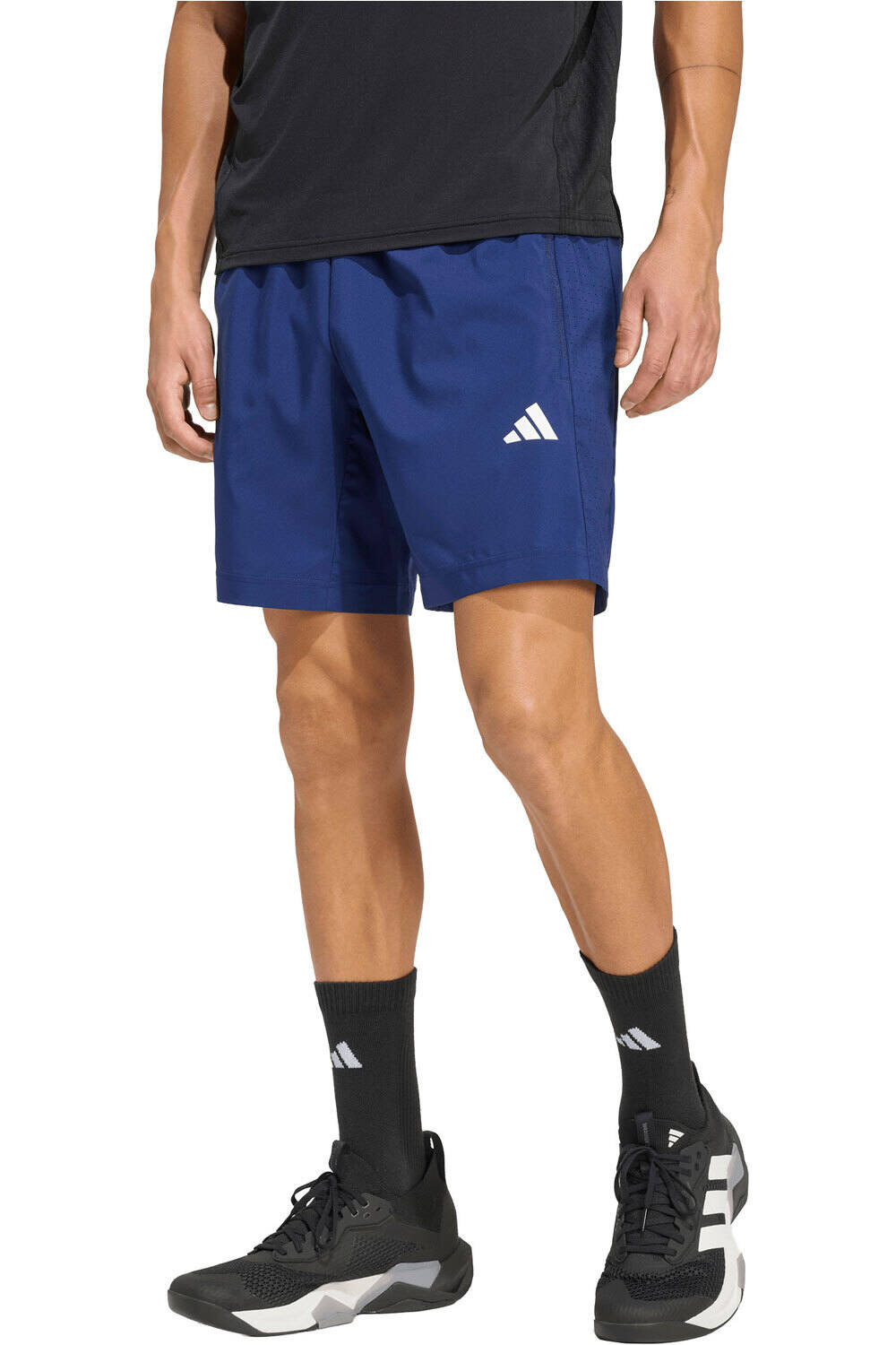 adidas pantalón corto fitness hombre WORKOUT ESSENTIALS BASE WOVEN AZUL vista frontal