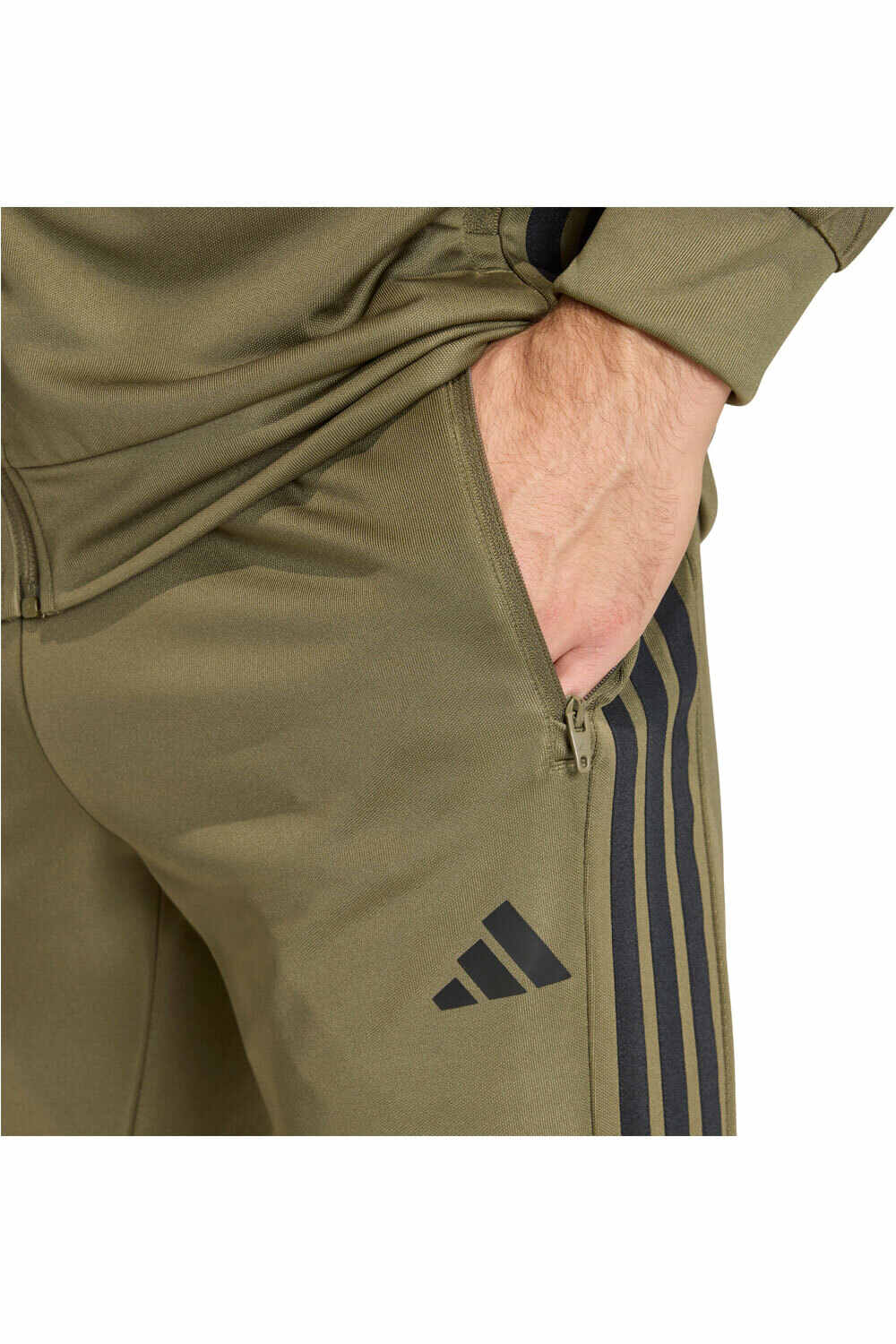adidas pantalon fitness hombre ESSENTIALS ALL-SET 3 STRIPES VERDE vista detalle