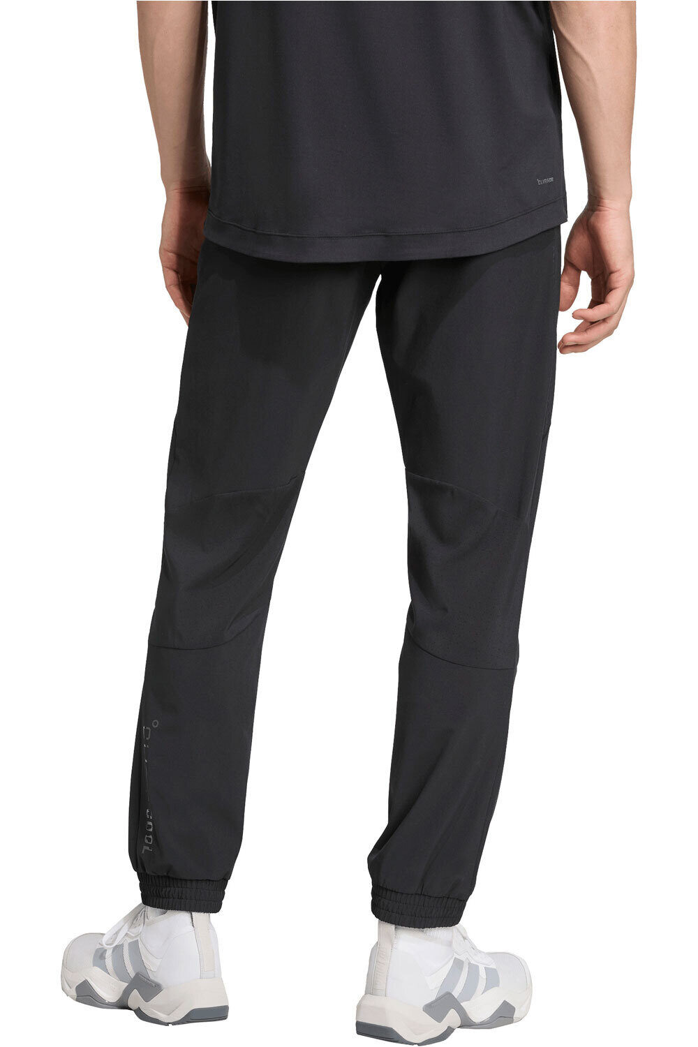 adidas pantalon fitness hombre TRACKPANT TECH NEGRO vista trasera
