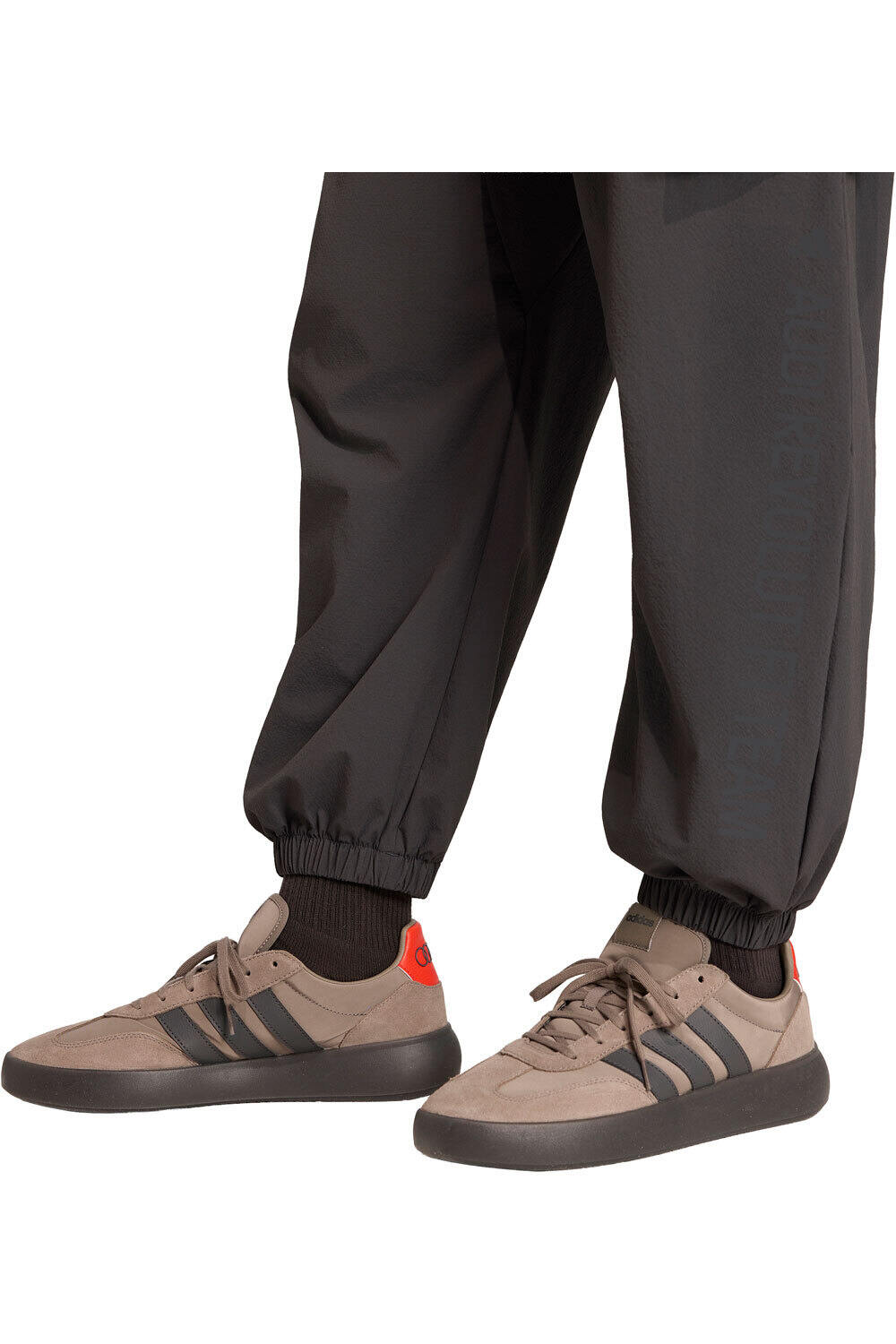 adidas pantalón hombre AUDI REVOLUT F1 TEAM NARANJA 03