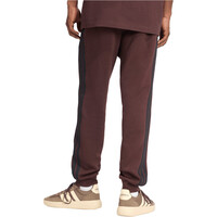 adidas pantalón hombre ESSENTIALS 3 STRIPES  vista trasera
