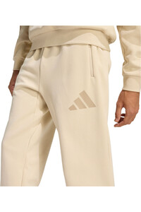 adidas pantalón hombre Z.N.E. MARRON vista detalle