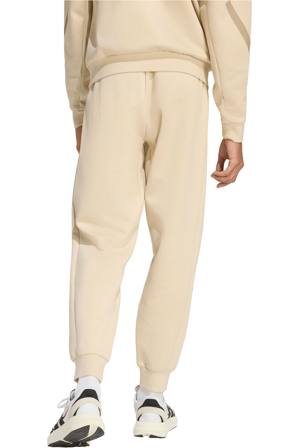 adidas pantalón hombre Z.N.E. MARRON vista trasera