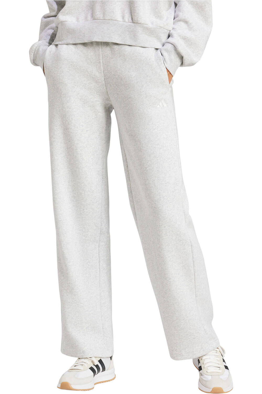 adidas pantalón mujer ESSENTIALS SMALL LOGO GRIS vista frontal
