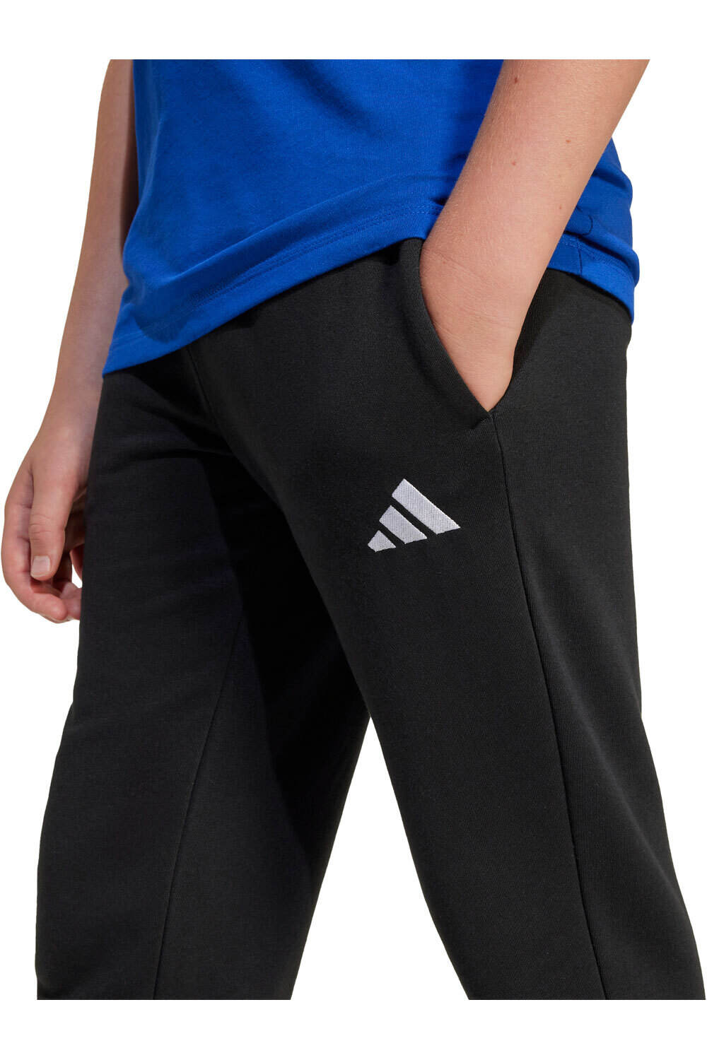 adidas pantalón niño ESSENTIALS NEGRO 03