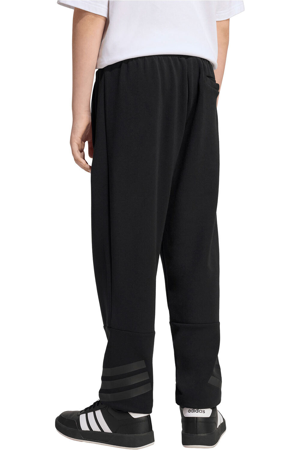 adidas pantalón niño FUTURE ICONS 3 STRIPES NEGRO vista trasera