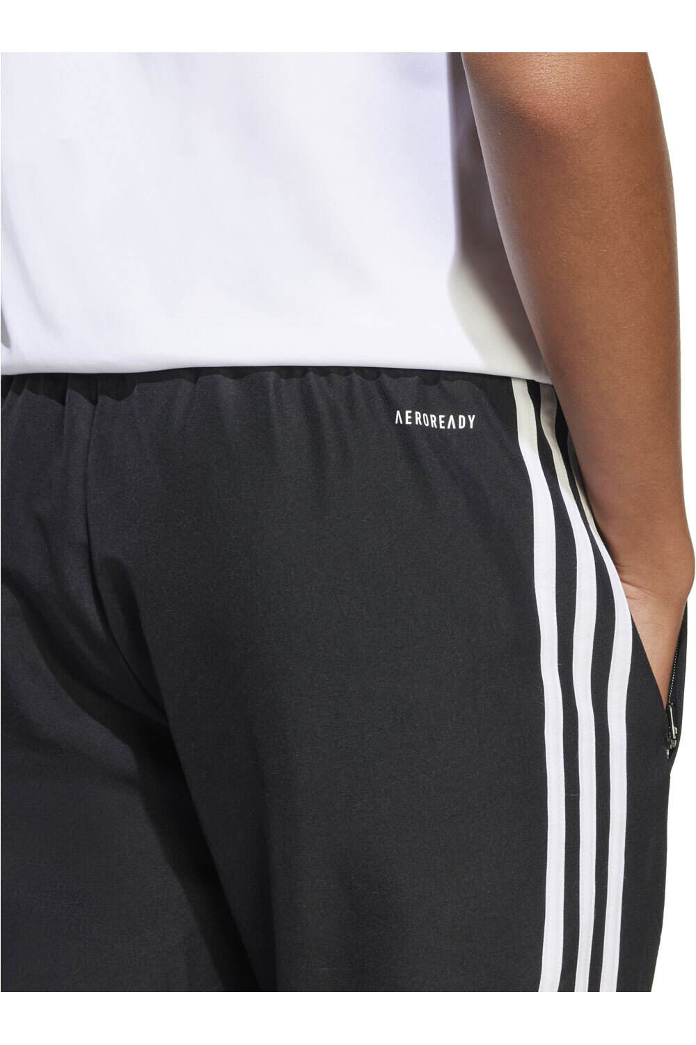 adidas pantalón niño SQUADRA25 PRESENTATION NEGRO vista detalle