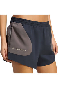 adidas pantalón running mujer RUNNING X HERMANOS KOUMORI GRIS vista detalle