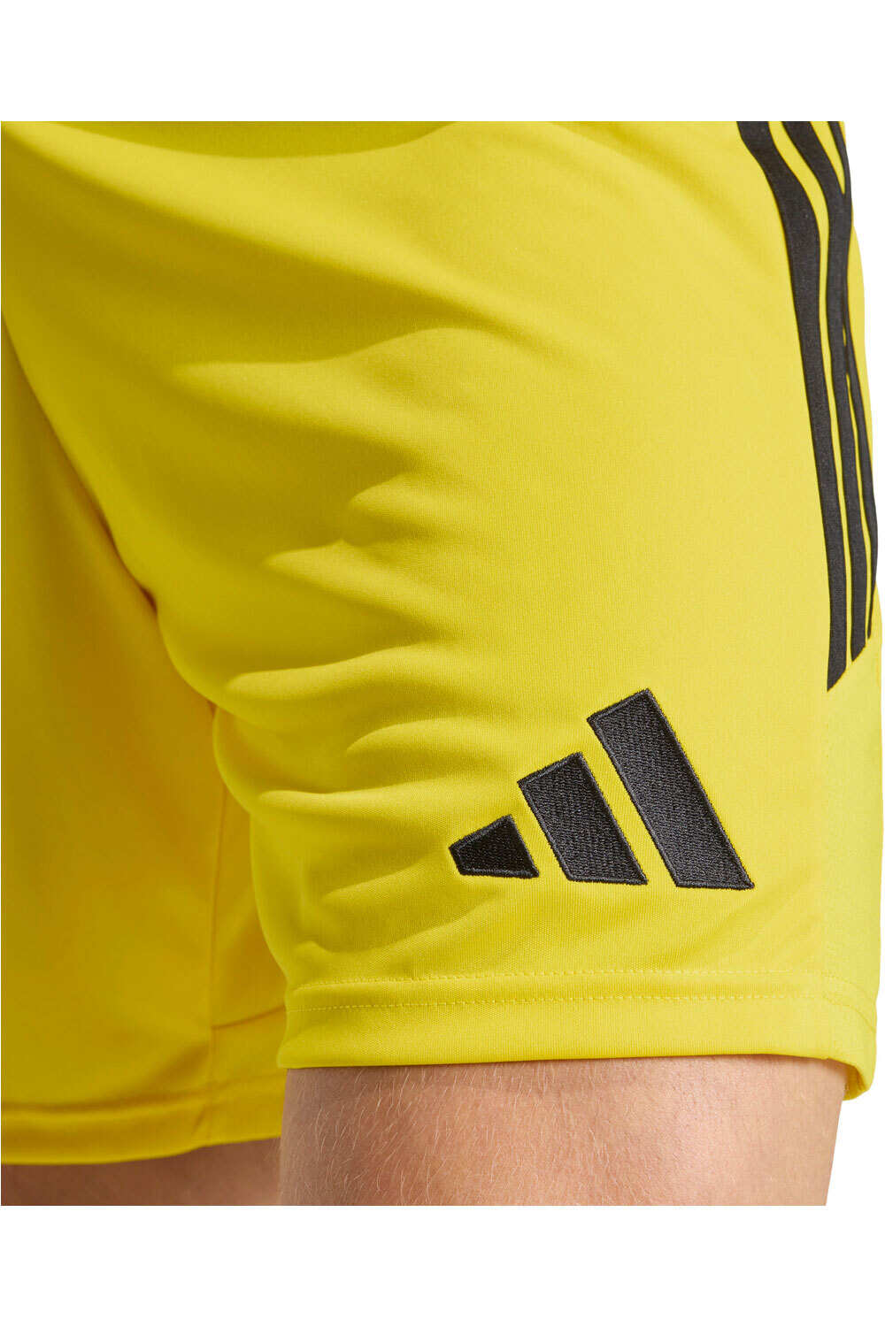 adidas pantalones cortos futbol TIRO26 LEAGUE AMARILLO vista detalle