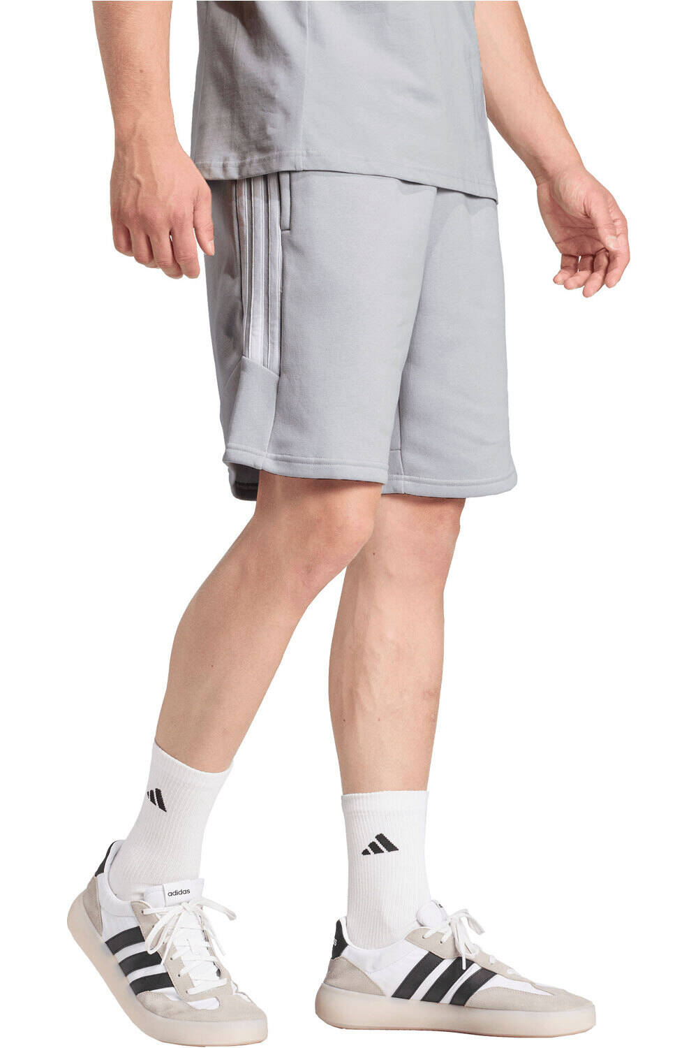 adidas pantalones cortos futbol TIRO26 LEAGUE GRIS vista detalle
