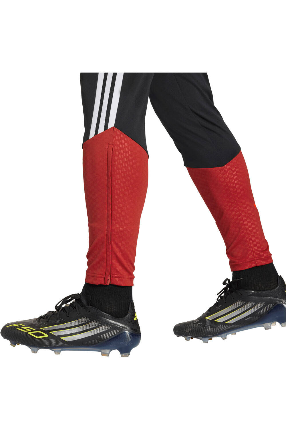 adidas pantalones futbol ALEMANIA MUNDIAL 2026 ENTRENAMIENTO NEGRO vista detalle