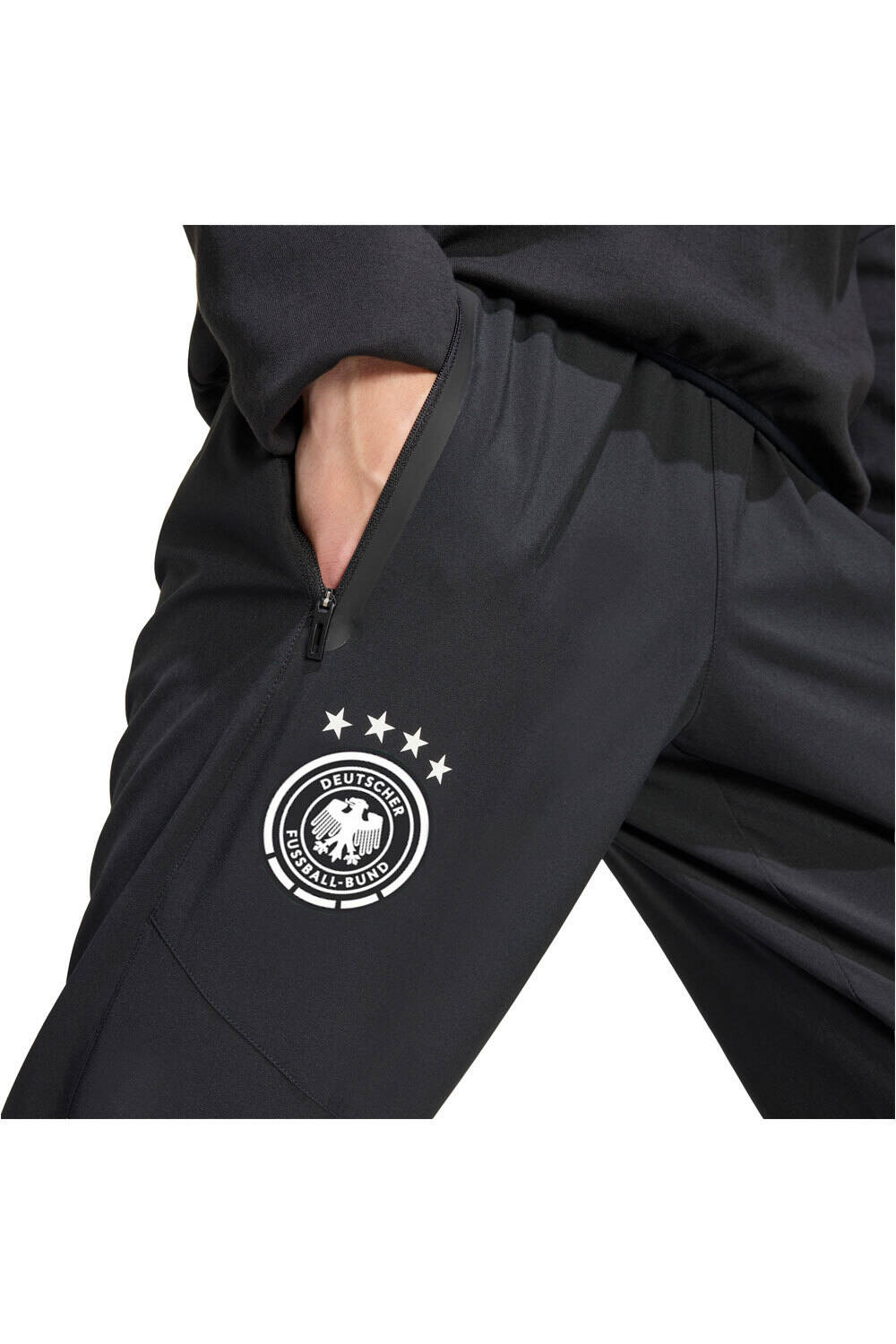 adidas pantalones futbol ALEMANIA MUNDIAL 2026 TIRO NEGRO vista detalle