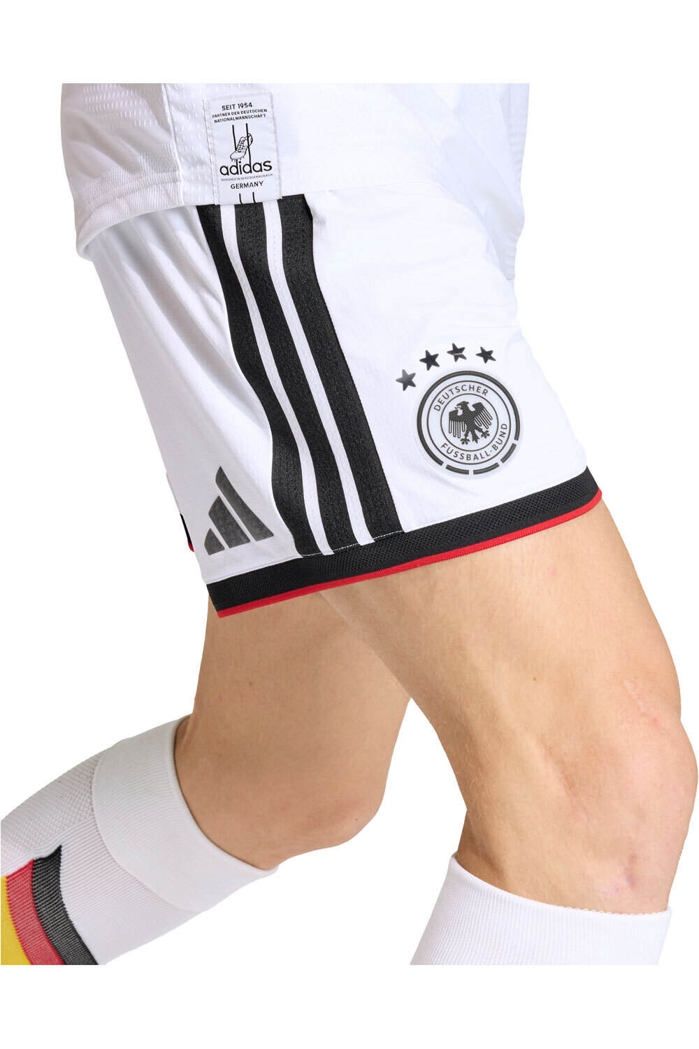 adidas pantalones fútbol oficiales ALEMANIA MUNDIAL 2026 PRIMERA EQUIPACION BLANCO vista detalle