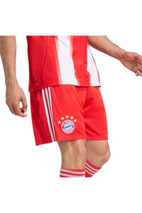 adidas pantalones fútbol oficiales BAYERN DE MUNICH 25/26 PRIMERA EQUIPACION ROJO vista detalle