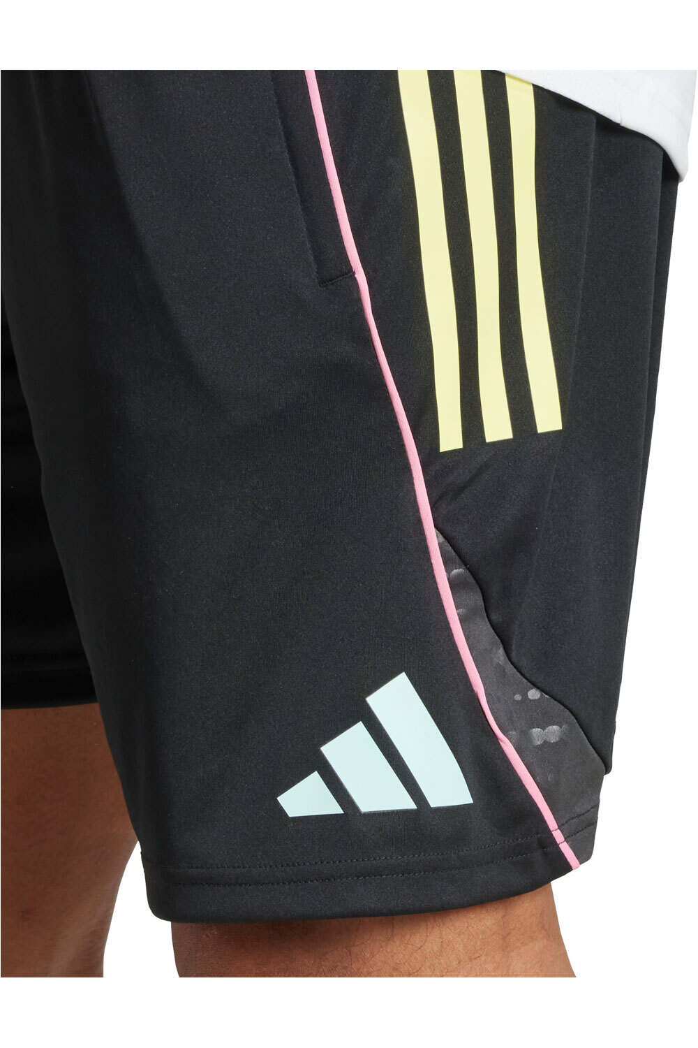 adidas pantalones fútbol oficiales JUVENTUS 25/26 ENTRENAMIENTO NEGRO 03