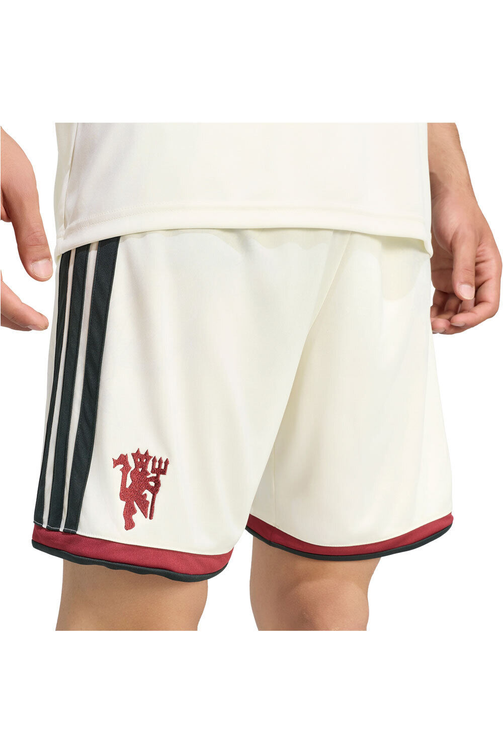 adidas pantalones fútbol oficiales MANCHESTER UNITED 26/27 3a EQUIPACIN MARRON vista detalle