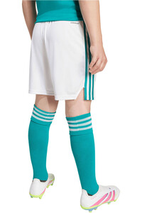 adidas pantalones fútbol oficiales niño LIVERPOOL 25/26 TERCERA EQUIPACION BLANCO vista trasera