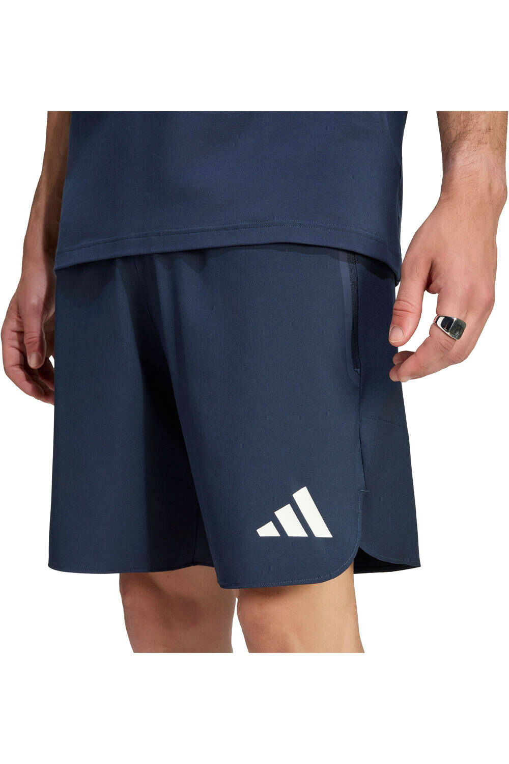 adidas pantalones fútbol oficiales REAL MADRID 26/27 TRAVEL AZUL 03