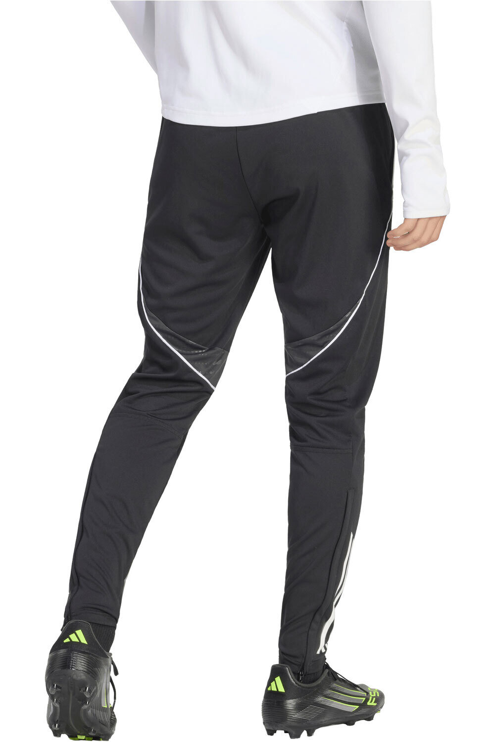 adidas pantalones futbol REAL MADRID 25/26 AVENGERS NEGRO vista trasera