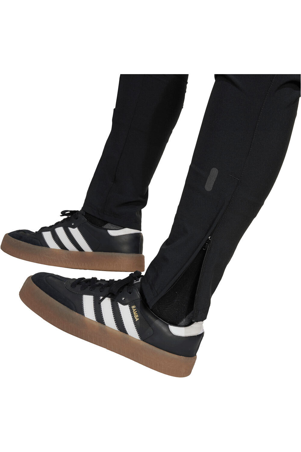 adidas pantalones largos futbol niño MANCHESTER UNITED 25/26 TRAVEL NEGRO vista detalle