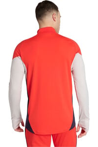 adidas sudadera entrenamiento fútbol BAYERN DE MUNICH 25/26 ENTRENAMIENO ROJO vista trasera